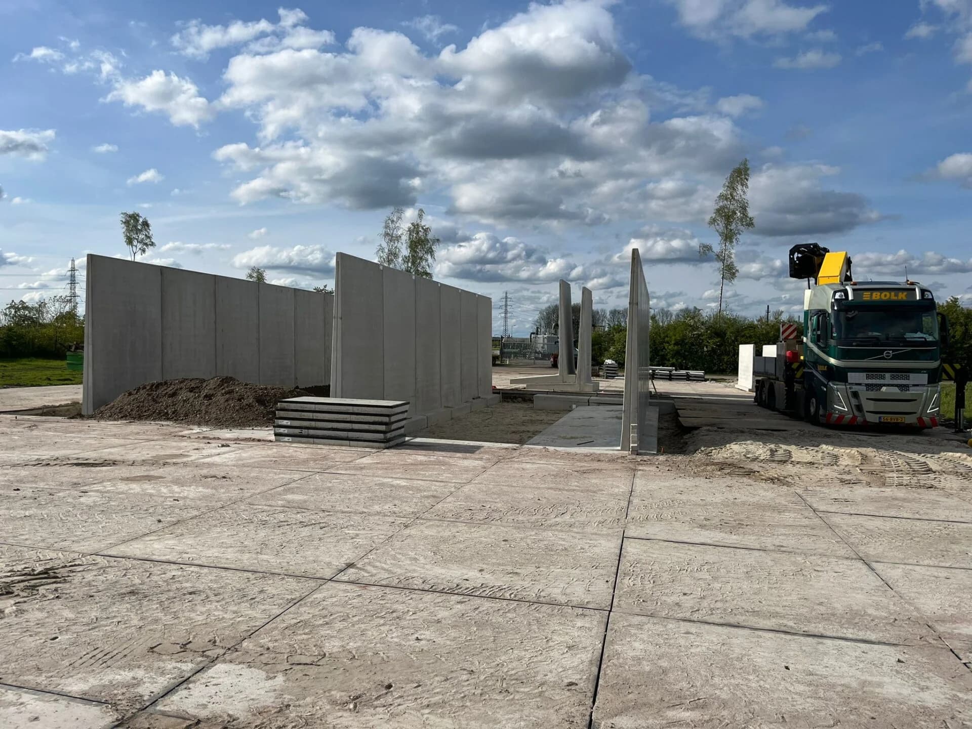 Aanleg van het waterstoflosstation voor de pilot in Hoogeveen